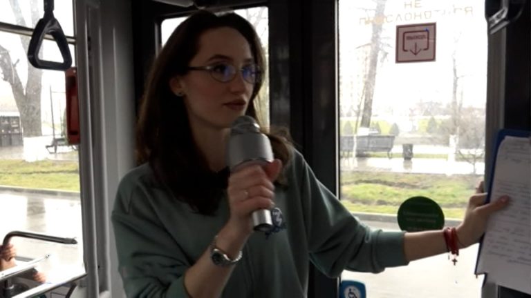 Во Владикавказе организовали просветительский рейс «Трамвая памяти», приуроченный ко Дню защитника Отечества