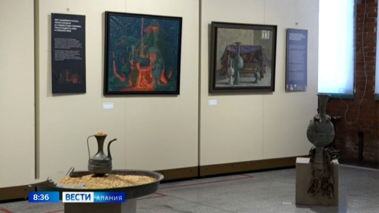 В Нацмузее республики открылась персональная выставка заслуженного художника Чеченской Республики Рустама Яхиханова