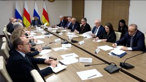 Аппаратное совещание: патриотическое воспитание, эпидобстановка, ремонт дорог