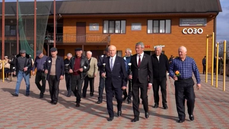 В Хазнидоне в преддверии Дня защитника Отечества прошла встреча жителей села с ветеранами‑афганцами