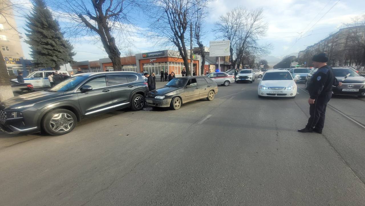 Участники ДТП подрались во Владикавказе