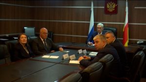Хицауады Сæрдар Дзанайты Барис видеоконференцийы хуызы архайдта кусæг къорды æмбырды