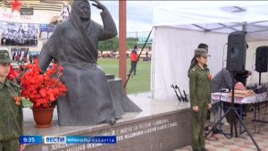 Райдыдта конкурс «Поклонимся матери солдата»-мæ курдиæттæ исыны рæстæг