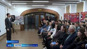 Сылгоймæгты æппæтадæмон боны агъоммæ мидхъуыддæгты министрады историйы музейы кад кодтой, Фыдыбæстæ хъахъхъæнын йæ царды хъуыддаг кæмæн сси, уыдонæн