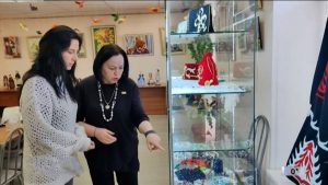 Республикæйы Адæмон сфæлдыстады хæдзары равдыстытæ аразæн залы байгом сæрмагонд экспозици