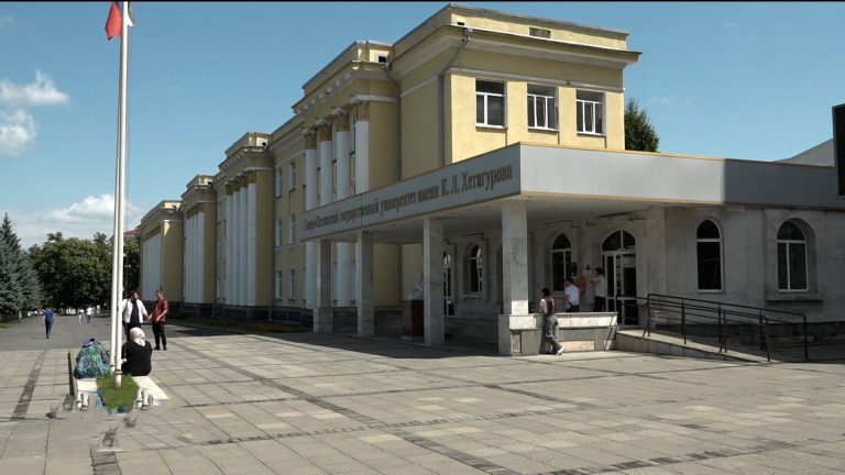 Северо-Осетинский государственный университет имени Коста Хетагурова вошел в тройку лучших на Северном Кавказе