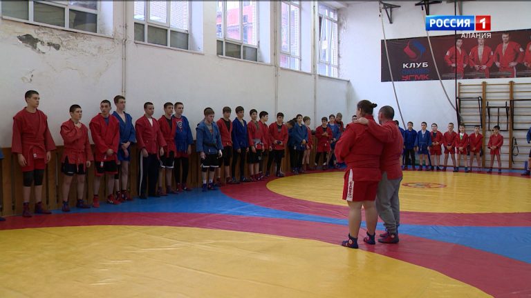 Кристина Макиева стала чемпионкой России по боевому самбо