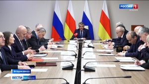 Аппаратное совещание: кадровые изменения, акция «Посмотри на их лица», стоматологические кабинеты в медучреждениях