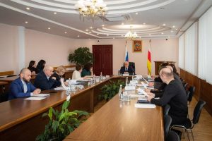 Комсомольскому парку во Владикавказе присвоят имя Ахурбека Магометова, также в городе появятся улицы Ахсарбека Галазова и Блашка Гурджибекова