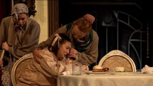 Гастроли театра Старого парка из Кабардинки с аншлагом прошли во Владикавказе