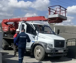 Специалисты «Севкавказэнерго» восстановили электроснабжение в Михайловском