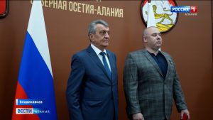 Медаль «Во Славу Осетии» вручили руководителю АМС Кировского района и главам сельских поселений Кировского и Правобережного районов