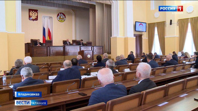 Александр Хоружий выступил на заседании совета парламента с итогами деятельности комитета по делам ГО и ЧС