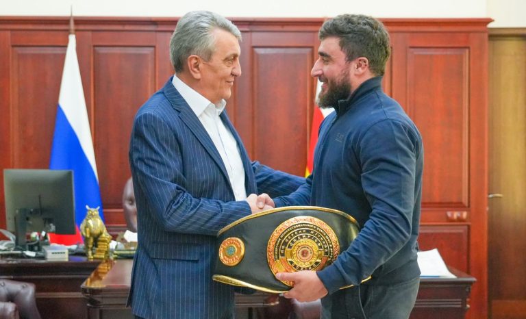 Боксер Давид Беликов защитил титул чемпиона стран СНГ и славянских страну