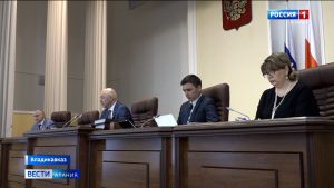 Совет парламента: переселение граждан из аварийного жилья, особенности регулирования земельных отношений