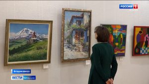 В Национальной научной библиотеке открылась выставка «Майские фантазии»