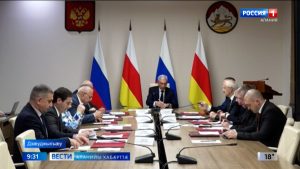 100 милуан сомы дихгонд æрцæудзæн сæкæрниз, онкологон, зæрдæ æмæ тугдадзинты низты ныхмæ тох кæныны регионалон программæтæ æххæст кæнынæн