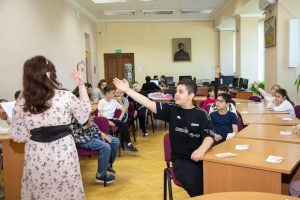 В Центральной городской библиотеке Владикавказа открылся летний читальный зал