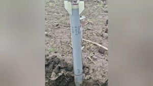 Неразорвавшуюся противоградовую ракету обнаружили  на окраине Кадгарона