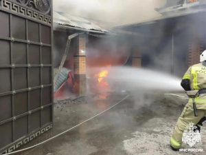 Пожар произошел в Сунже на территории частного домовладения