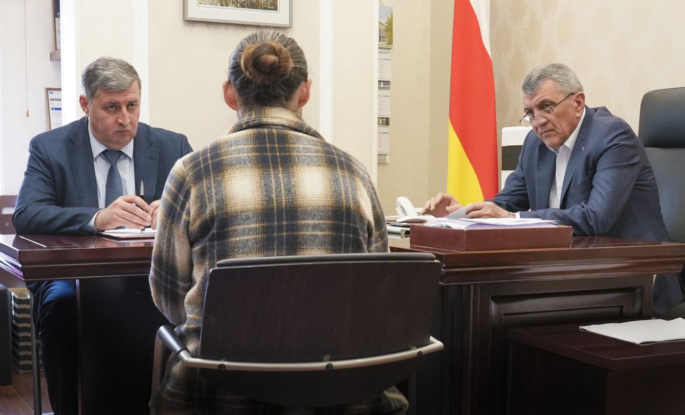 Сергей Меняйло провел прием по личным вопросам для членов семей участников СВО