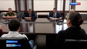 Сергей Меняйло передал ордена Мужества родственникам погибших участников специальной военной операции