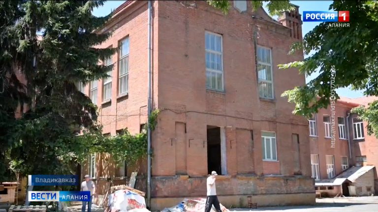Продолжается капитальный ремонт в здании Северо-Осетинского педагогического колледжа