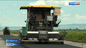 Дорожники и археологи продолжают работать на месте строительства объездной станицы Архонской