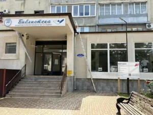 В Моздоке продолжается капитальный ремонт городской библиотеки имени Пушкина