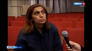 Поздравления с юбилеем сегодня принимает композитор, заслуженный деятель искусств России Лариса Канукова