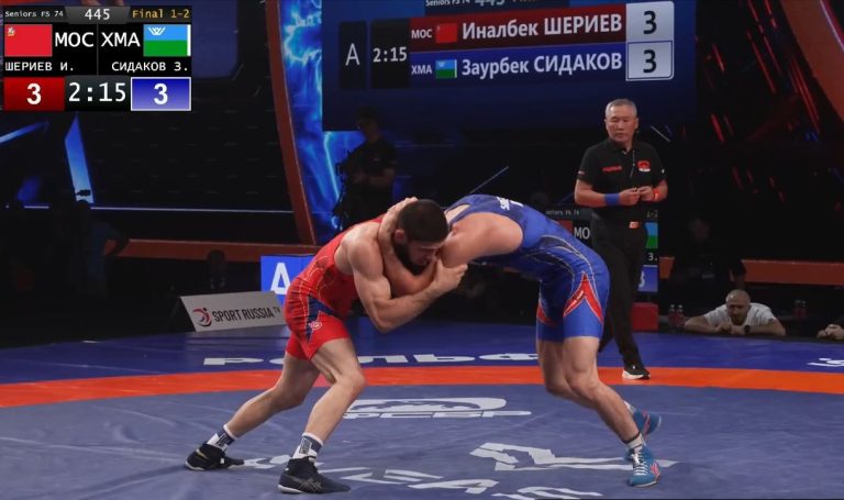 Заурбек Сидаков, Артур Найфонов и Алан Хугаев – серебряные призеры ЧР по вольной борьбе