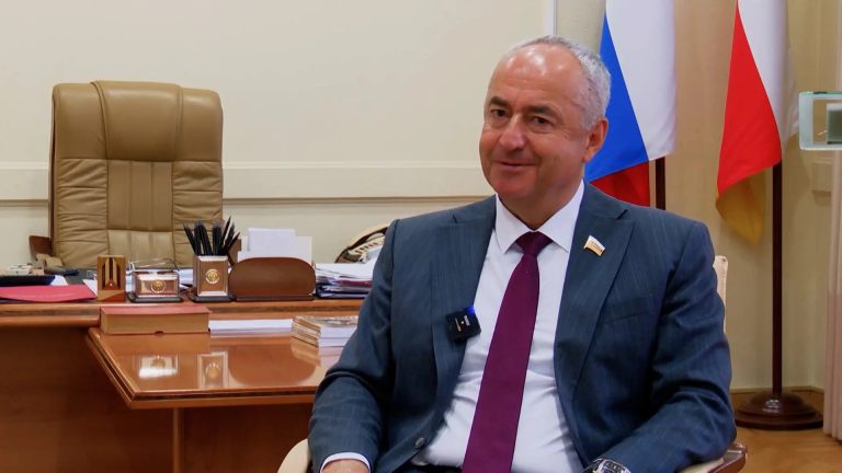 Юбилей сегодня отмечает председатель парламента Таймураз Тускаев