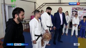 Инал Тасоев и Мадина Таймазова примут участие в турнире «Большого шлема» по дзюдо в Лозанне