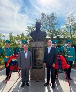 В Монголии открыли бюст дважды Героя Советского Союза, Героя Монгольской Народной Республики, генерала армии Исса Плиева