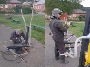 Детскую площадку отремонтировали в поселке Южном, на очереди – футбольное поле