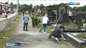 Масштабный субботник провели на Восточном кладбище Владикавказа