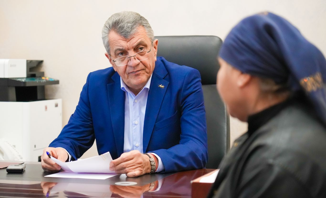 Сергей Меняйло провел личный прием граждан для родственников участников СВО