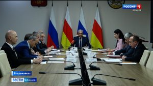 Аппаратное совещание: ситуация на топливном рынке, заболеваемость ОРВИ, работа общественного транспорта
