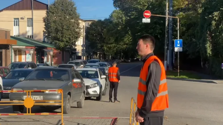 Волонтёры СКГМИ приступили к координации очередей и движения на АЗС во Владикавказе